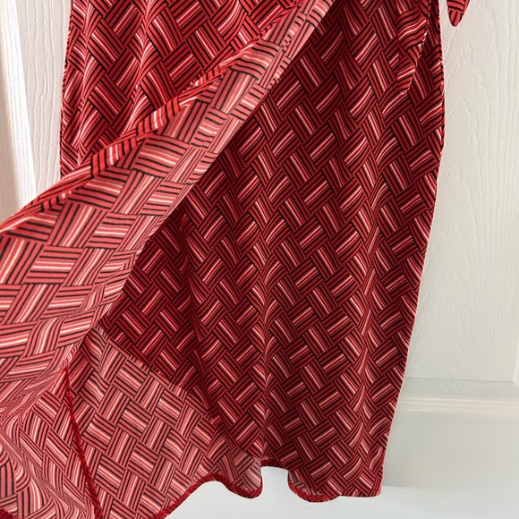 Banana Republic Red Geometric Midi Dress - Picture 3 of 7
